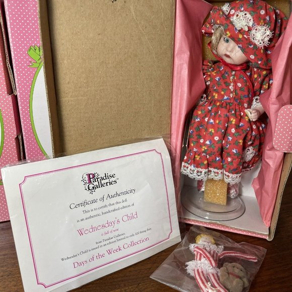 DAYS OF THE WEEK Porcelain Glass DOLLS Set Boxes Accessories Lot of 7 Vintage - Picture 4 of 12